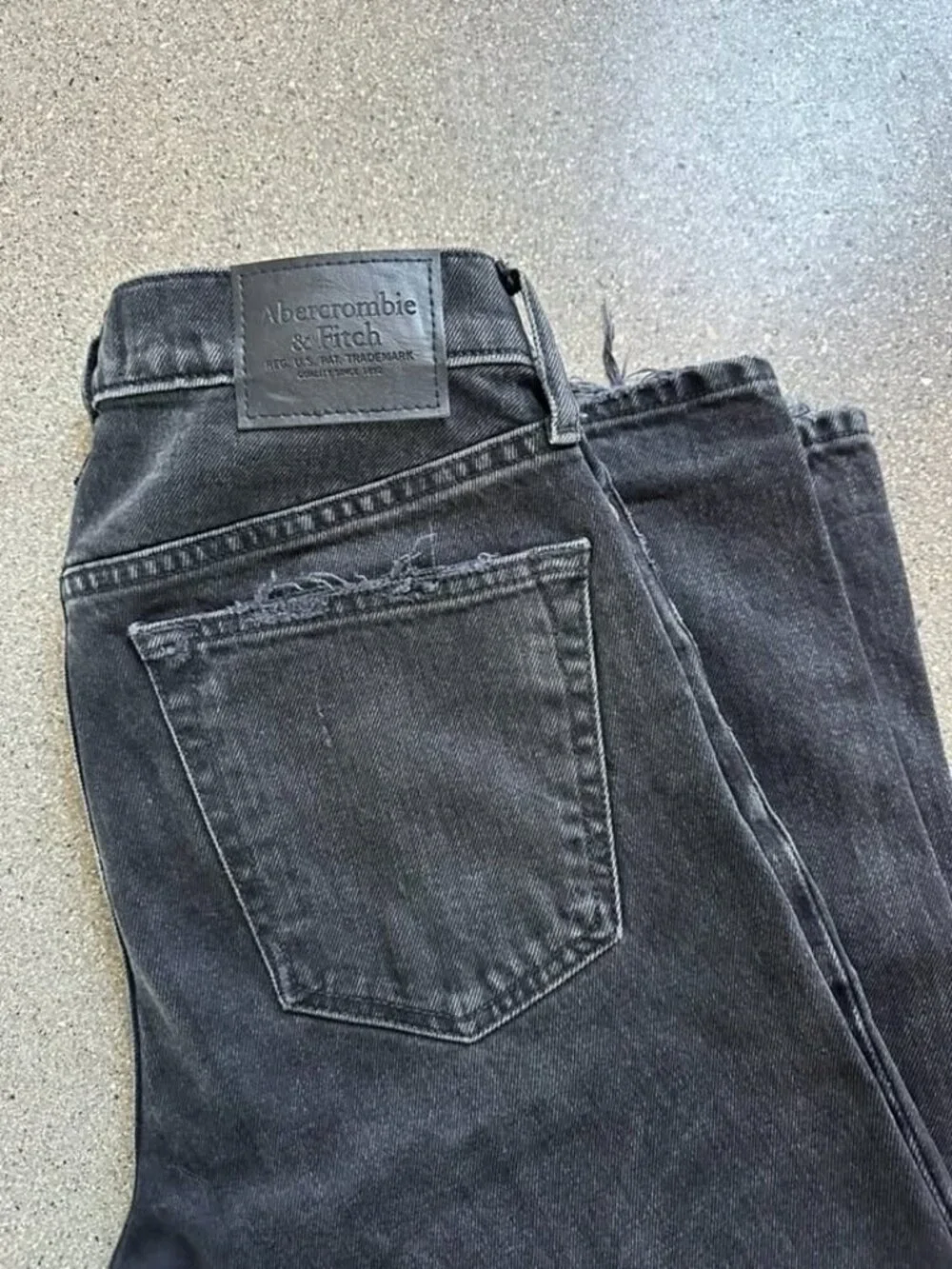 Abercrombie & Fitch Vintage 90's Jeans - Picture 4 of 4